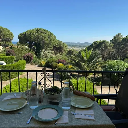 Vakantiehuis La Dorada 8 *
